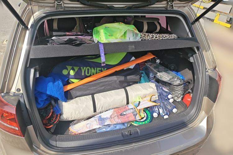 Used Volkswagen Golf 2017 1.6L Automatic Comfort Million-Vehicle Anniversary Edition
