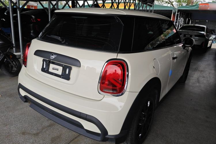 Used MINI 2022 Updated 1.5T ONE Rear Right 45 Deg