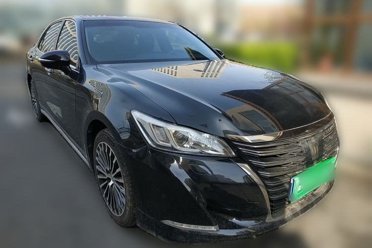 Used Toyota Crown 2018 2.0T Sport Edition
