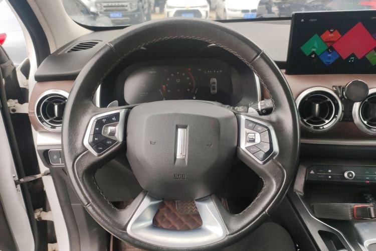 Used Wey VV6 2020 2.0T Four-Wheel Drive Zhiyu+ Steering Wheel