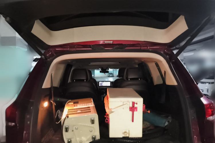 Used SAIC MAXUS D90 2017 2.0T Automatic All-Wheel Drive Sirius Trunk