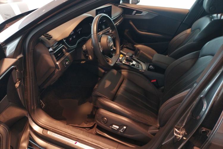 Used Audi A4L 2024 40 TFSI quattro RS Performance Package