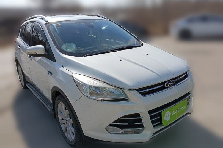 Used Ford Kuga 2015 2.0L GTDi Four-Wheel Drive Elite Model Front Right 45 Deg