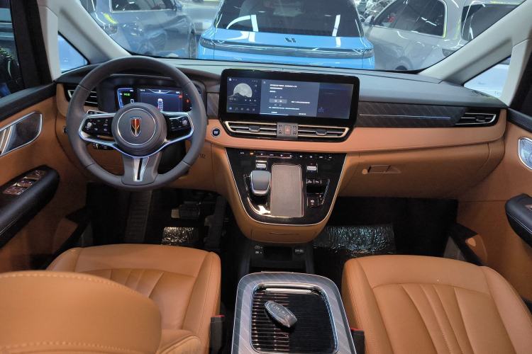 Used Hongqi HQ9 PHEV 2024 2.0T Four-Wheel Drive Business Edition Center Console