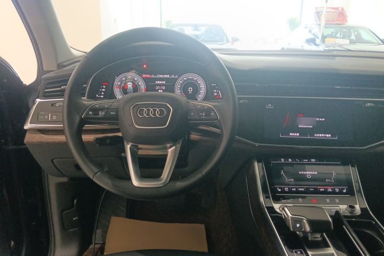 Used Audi Q7 2023 45 TFSI quattro S line Sport model