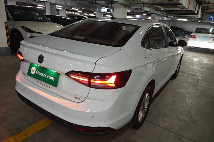 Used Volkswagen Lavida 2023 New Sharp 1.5L Automatic Excellent New Edition