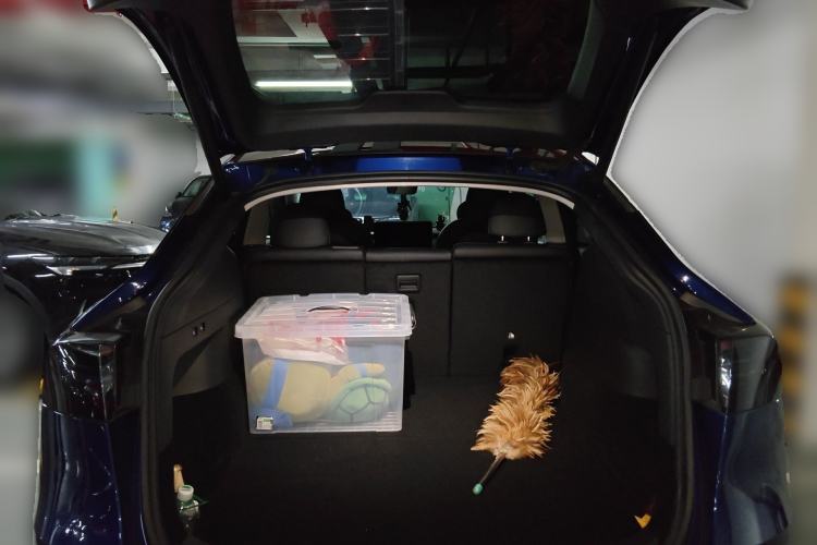 Used Tesla Model Y 2021 Long-Range All-Wheel-Drive Version 3D7 Trunk