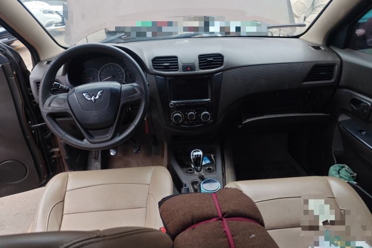 Used Wuling Hongguang 2014 1.5L S Standard Version