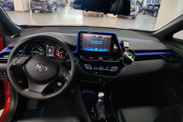 Used Toyota C-HR 2020 2.0L Leading Edition Center Console