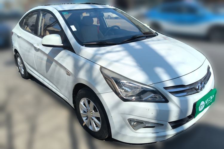 Used Hyundai Verna (older generation) 2014 1.4L Manual Smart GLS Trim

