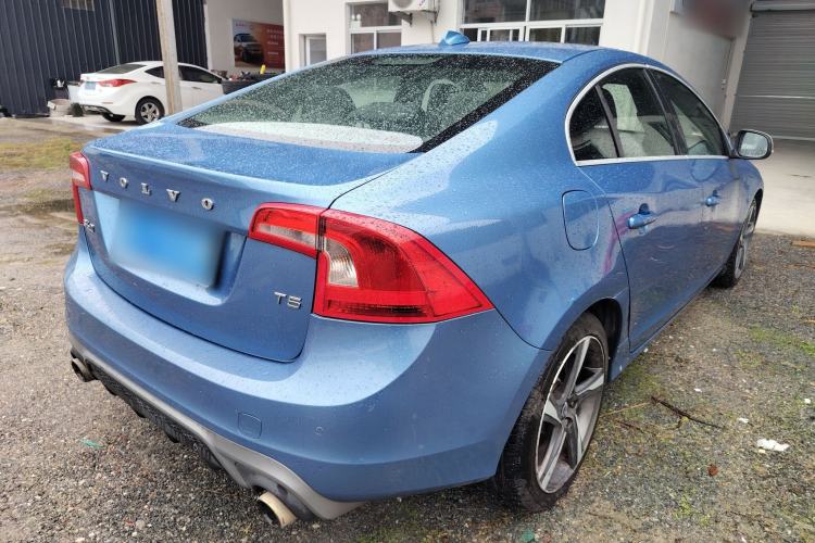 Used Volvo S60 2014 Facelift T5 Personalized Sport Edition
