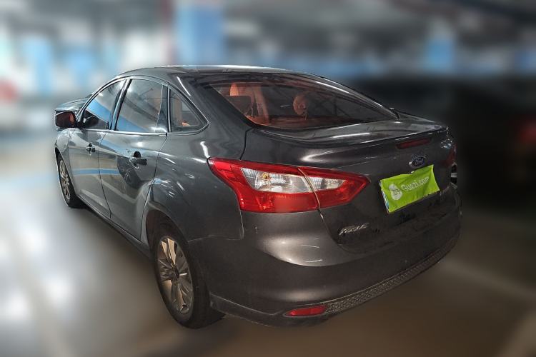 Used Ford Focus 2012 Sedan 1.6L Manual Comfort Model
