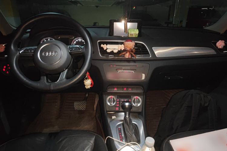 Used Audi Q3 2016 30 TFSI Collector's Edition Comfort Model
