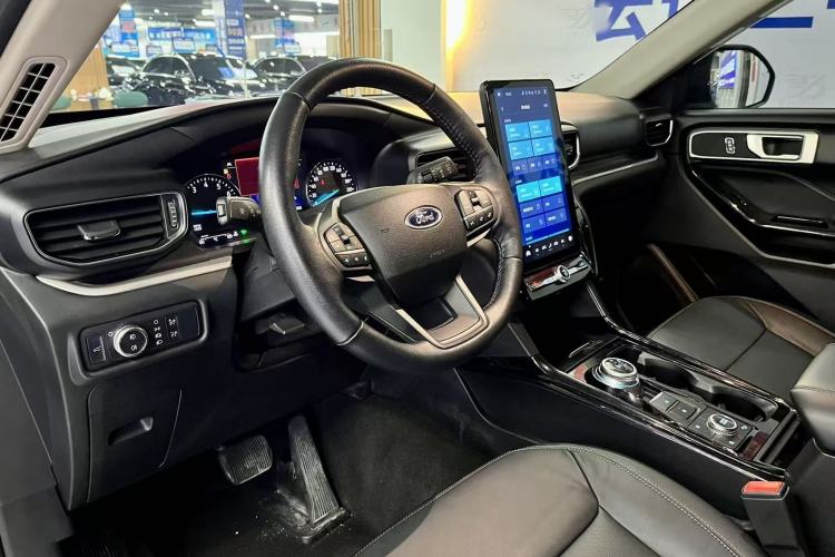 Used Ford Explorer 2020 EcoBoost 285 4x4 Trend Edition 7-Seater
