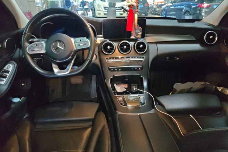 Used Mercedes-Benz C-Class 2020 C 260 L Sport Edition Center Console