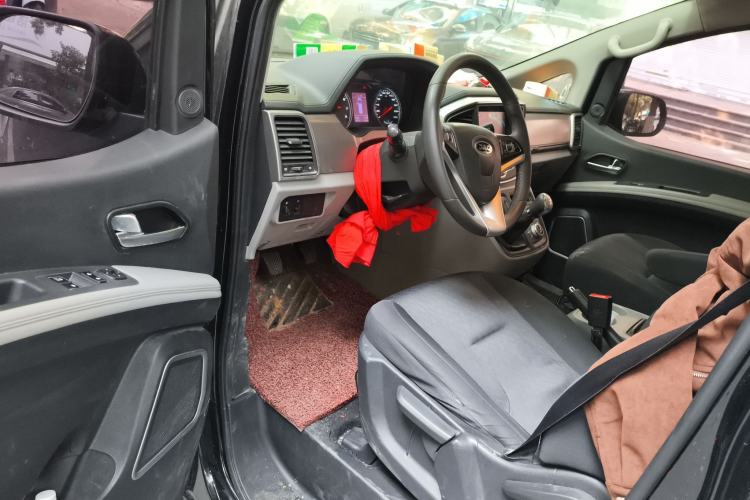 Used JAC Refine M4 2019 Joyful Series 2.0L Manual Business Model China VI