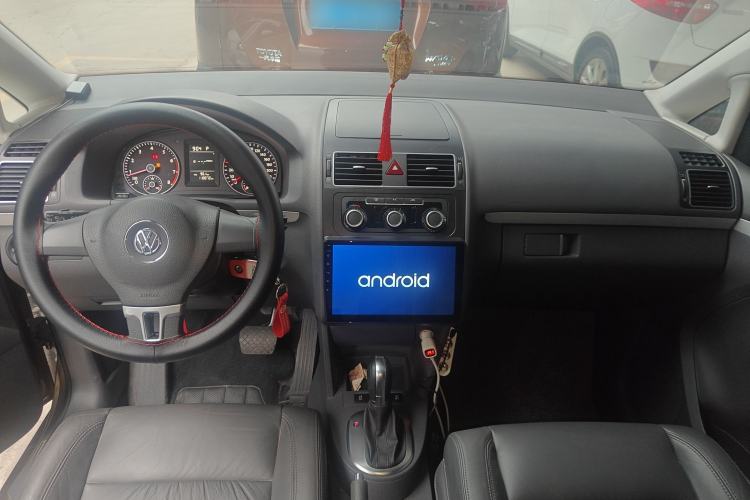 Used Volkswagen Touran 2015 1.4T DSG Comfort Edition 5 Seats
