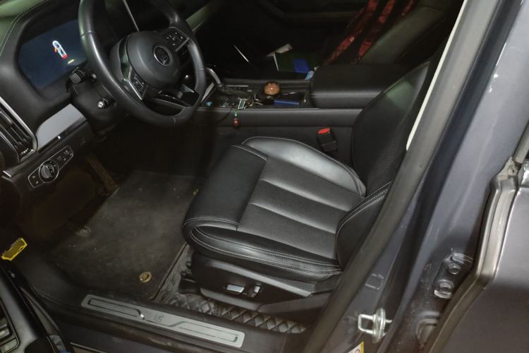 Used BYD Tang 2019 2.0T Automatic SmartConnect Luxury 7-Seater China VI Standard Driver Seat