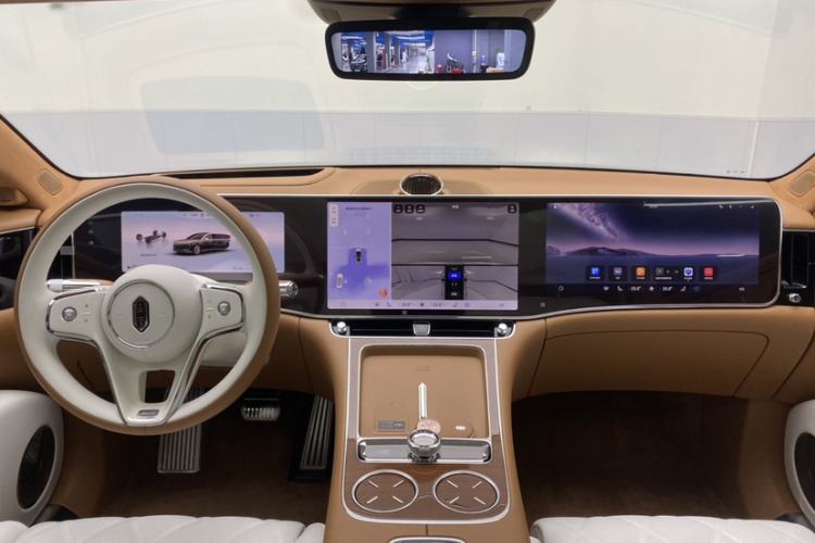 Used Hima S800 2025 Model, Range-Extended Starlight Executive Edition, 4 Seats
