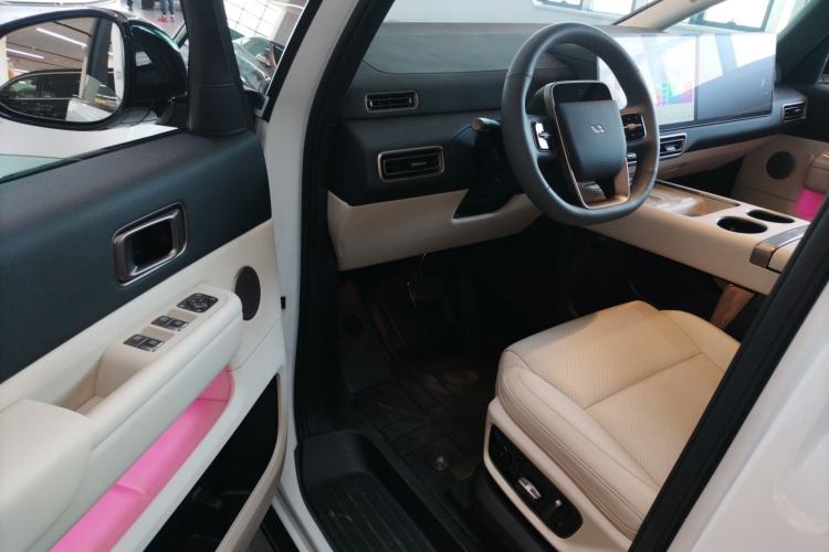 Used Li Auto MEGA 2025 Ultra Smart Refreshed Edition