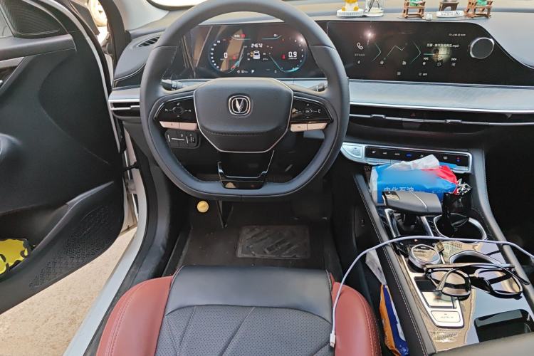 Used CHANGAN Eado 2023 Changan Edition PLUS Blue Whale NE 1.4T GDI DCT Prestige Version