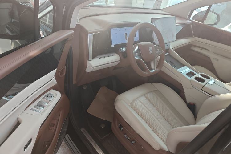 Used BYD Xia 2025 DM-i 1.5T 180km Beyond Edition
