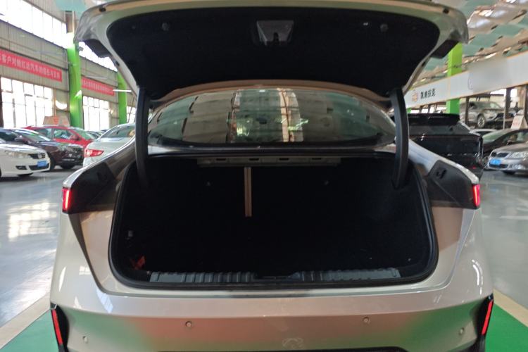 Used Lynk & Co 07 2024 EM-P 126 Long-Range Intelligent Driving Ultra Trunk