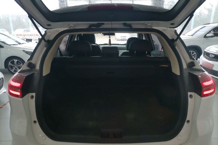 Used Geely Auto Emgrand X7 Sport 2018 2.0L Manual Two-Wheel Drive Zhiya Version
