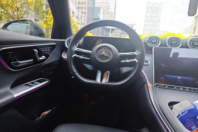 Used Mercedes-Benz GLC 2024 GLC 260 L 4MATIC Luxury Model 5 Seats