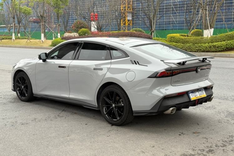 Used CHANGAN UNI-V 2023 1.5T Prestige Model