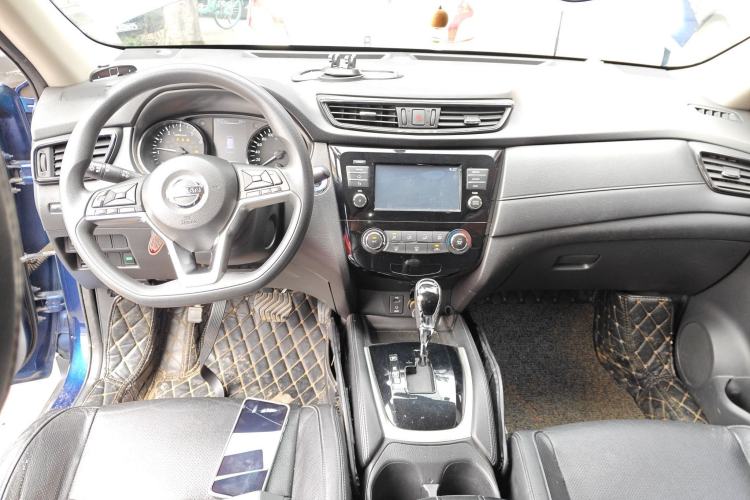 Used Nissan X-Trail 2017 2.0L CVT 7-Seater Comfort Edition 2WD
