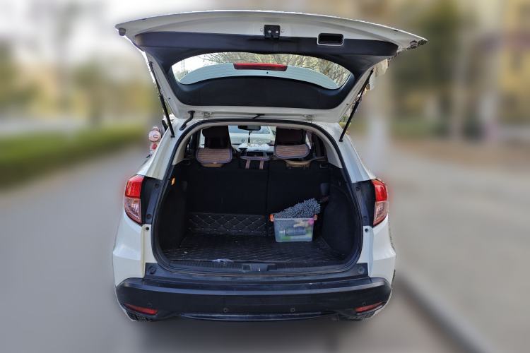 Used Honda Vezel 2015 1.5L CVT two-wheel drive Comfort trim
