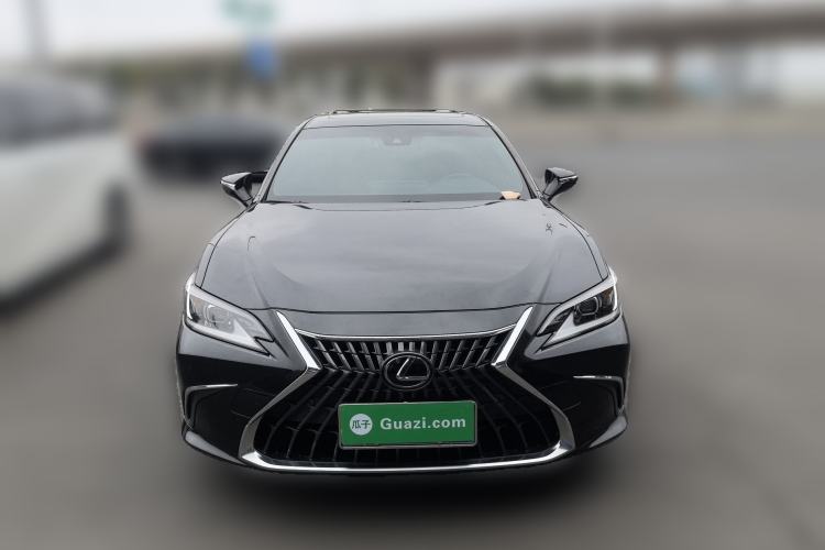 Used Lexus ES 2021 200 Excellence Edition