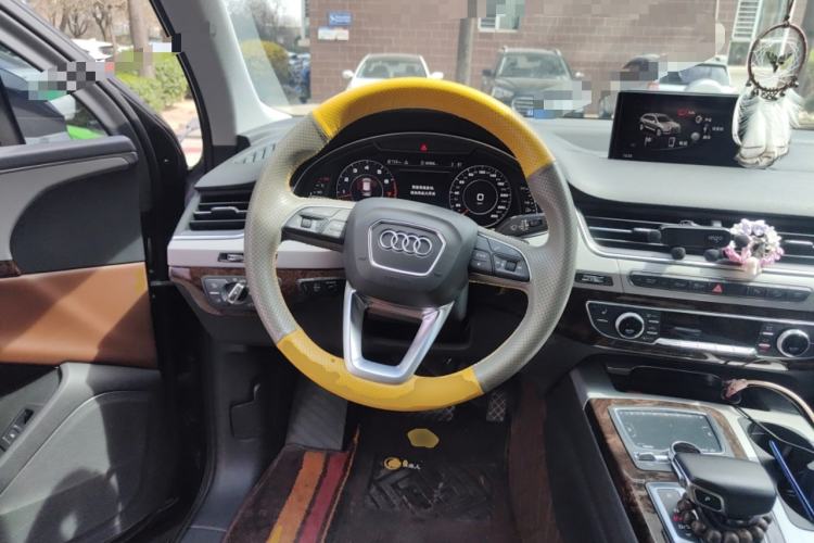 Used Audi Q7 2019 55 TFSI S line Sport Edition

