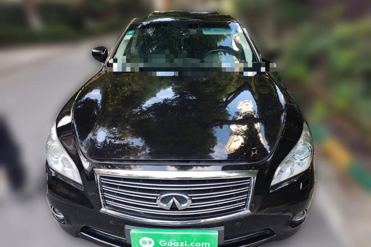 Used Infiniti M Series 2011 M25 Luxury Model

