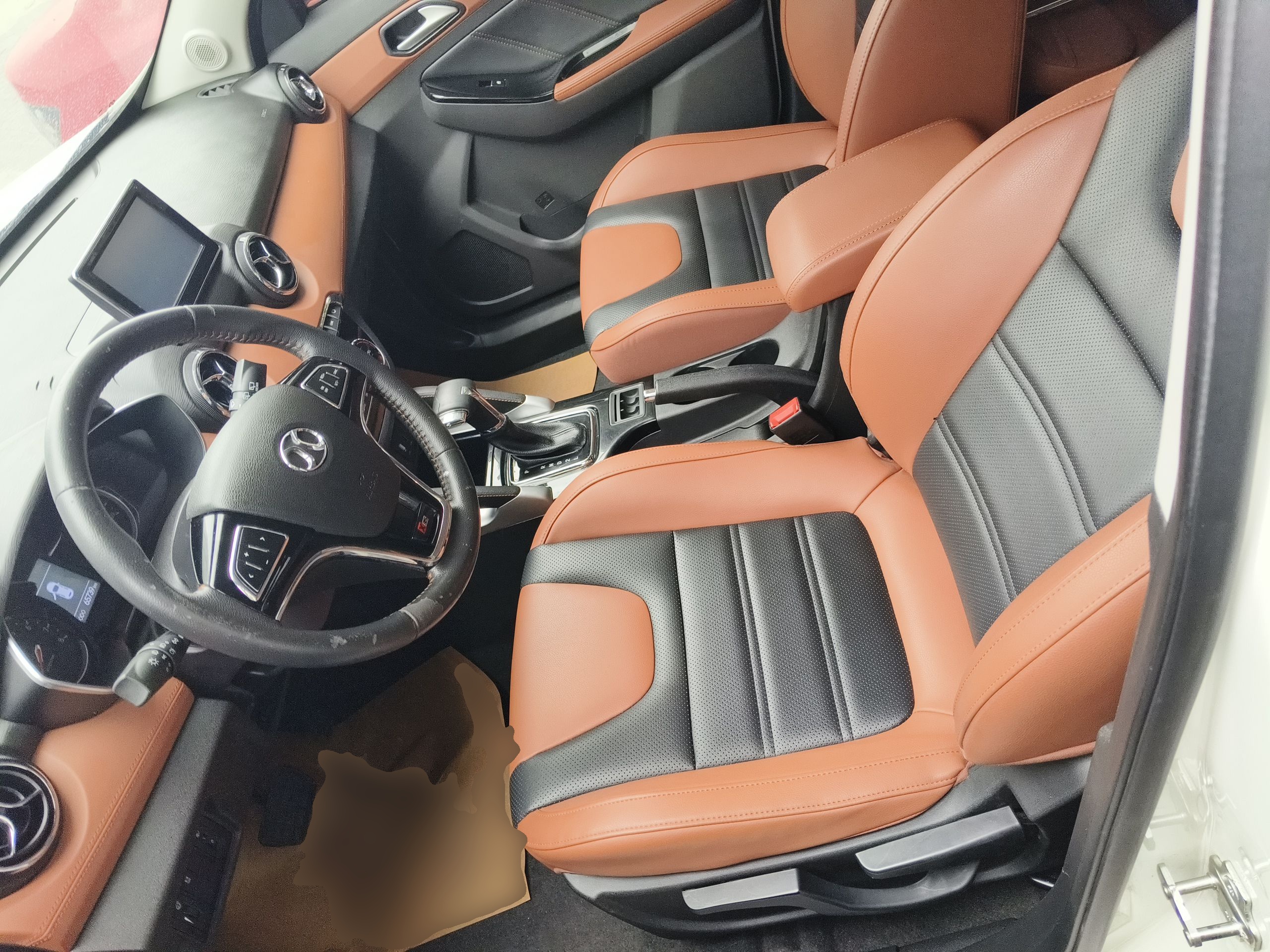 Переднее сиденье в автомобиле