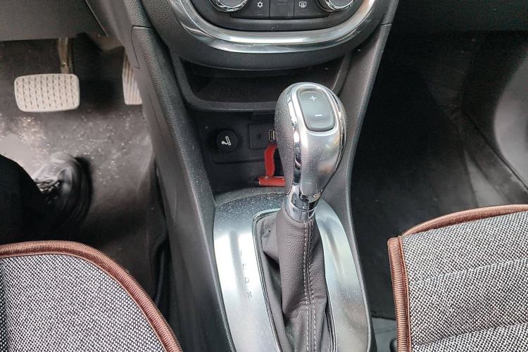 Used Buick Encore 2014 1.4T Automatic Two-Wheel Drive Urban Leading Model
