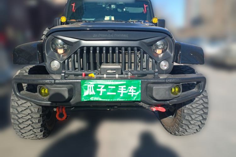 Used Jeep Wrangler 2017 3.0L Sahara Four-Door Comfort Edition
