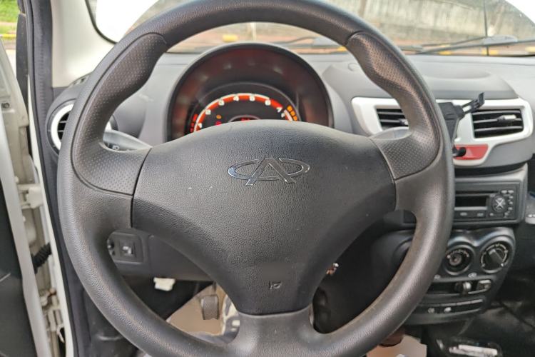 Used Chery QQ 2013 1.0L Manual Fashion Edition