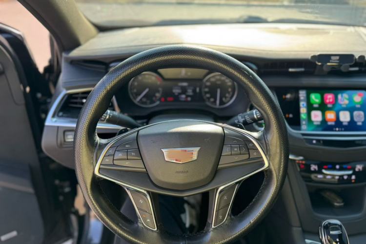 Used Cadillac XT5 2022 2.0T Four-Wheel Drive Luxury Version