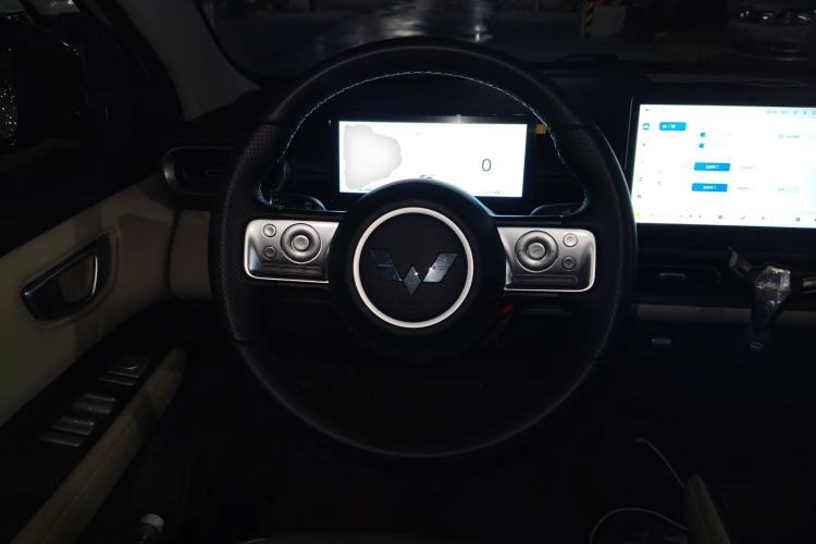 Used Wuling Bingo PLUS 2024 330 km Range Five-Seater Version