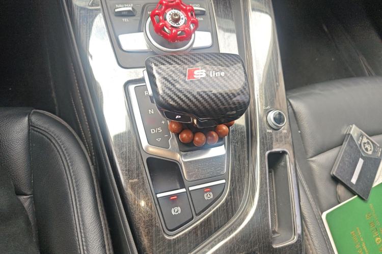 Used Audi A4L 2019 40 TFSI Fashion Edition China VI Emission Standard
