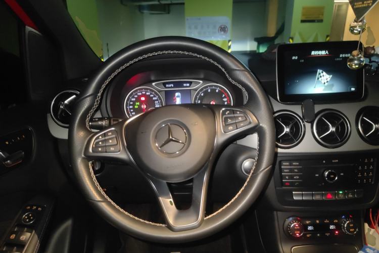 Used Mercedes-Benz B-Class 2017 B 200 Fashion Model