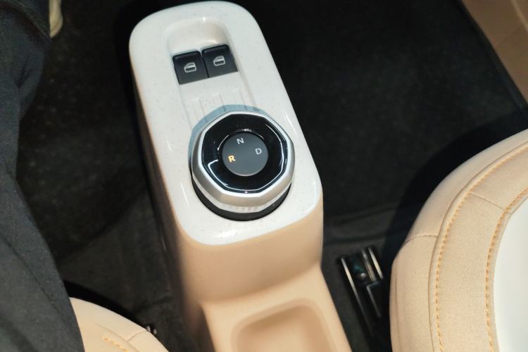 Used Geely Galaxy Panda 2023 Panda Mini 200km Endurance Bear