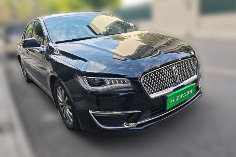 Used Lincoln MKZ 2018 2.0T Premium Edition Front Right 45 Deg