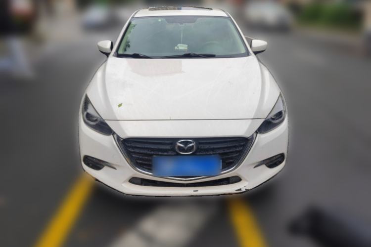 Used Mazda 3 Axela 2017 Sedan 1.5L Automatic Luxury Model Emission Standard China V
