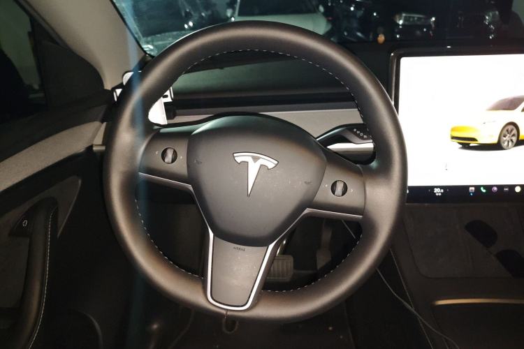 Used Tesla Model Y 2023 Rear-Wheel-Drive Version