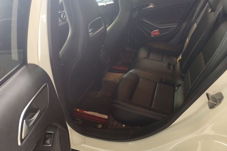 Used Mercedes-Benz GLA 2018 GLA 200 Sport Edition Left Rear Seat