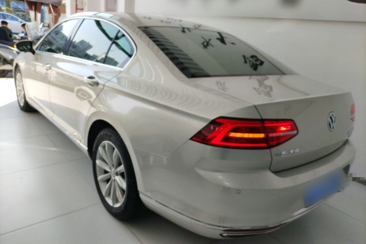 Used Volkswagen Magotan 2019 330TSI DSG Leading Model China VI Standard