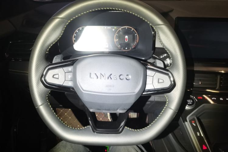 Used Lynk & Co 06 2023 Remix 1.5T Dynamic Halo Steering Wheel